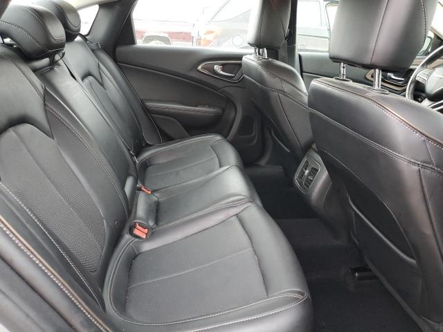 Photo 10 from auction – 2015 CHRYSLER 200 C with VIN 1C3CCCCG2FN565543