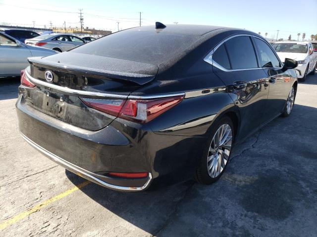 Photo 3 from auction – 2022 LEXUS ES 300H BA with VIN 58AEA1C14NU026036