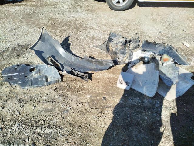 Photo 12 from auction – 2004 TOYOTA CAMRY LE with VIN 4T1BF30K44U576727