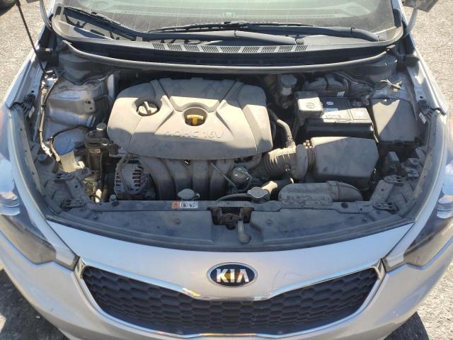 Photo 11 from auction – 2016 KIA FORTE LX with VIN KNAFX4A64G5449207