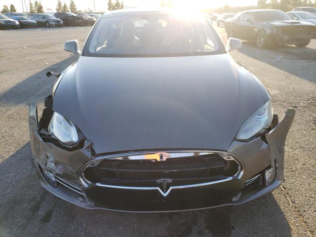 Photo 11 from auction – 2016 TESLA MODEL S with VIN 5YJSA1E25GF129384