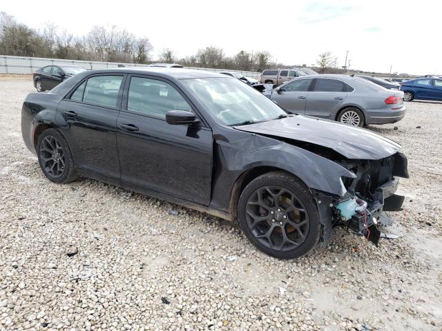 Photo 4 from auction – 2020 CHRYSLER 300 S with VIN 2C3CCABG3LH158762