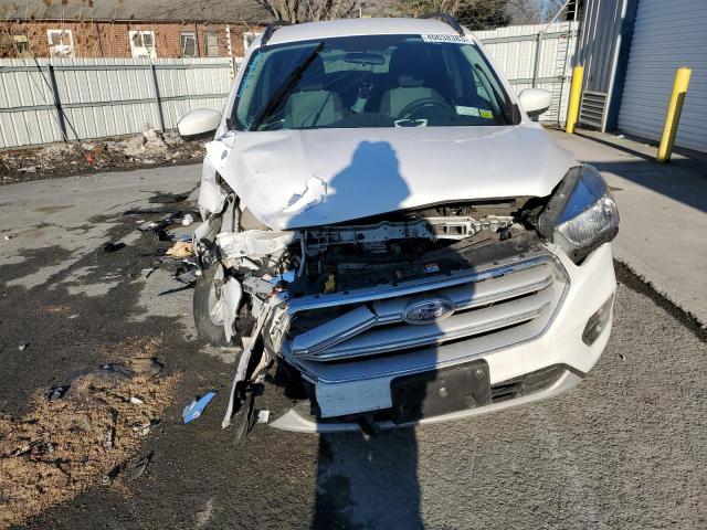Photo 5 from auction – 2018 FORD ESCAPE SE with VIN 1FMCU9GDXJUA73803