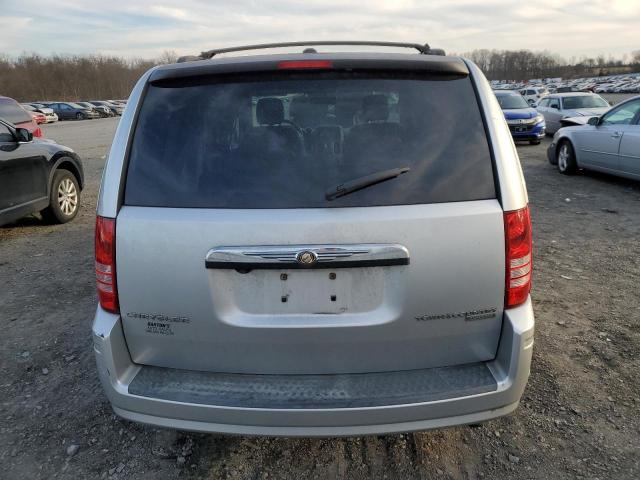 Photo 6 from auction – 2010 CHRYSLER TOWN & COU with VIN 2A4RR5D19AR153488