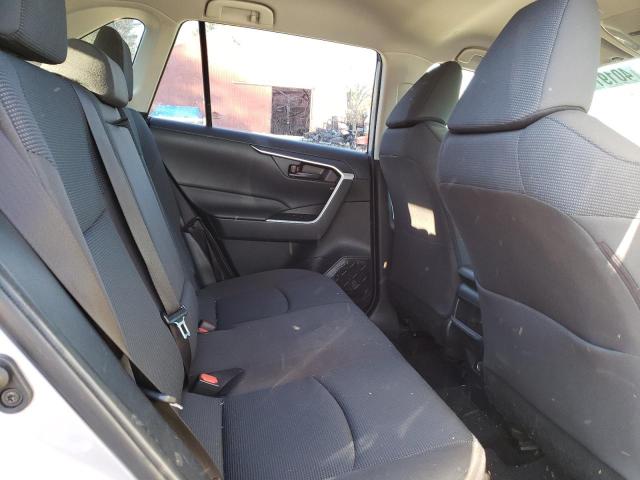 Photo 11 from auction – 2020 TOYOTA RAV4 LE with VIN JTMF1RFV3LD052069
