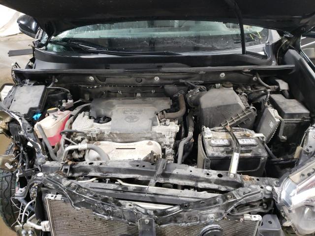 Photo 11 from auction – 2017 TOYOTA RAV4 LIMIT with VIN 2T3DFREV6HW634431