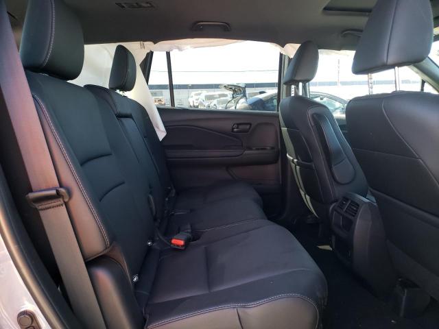 Photo 11 from auction – 2022 HONDA PASSPORT E with VIN 5FNYF7H5XNB004611