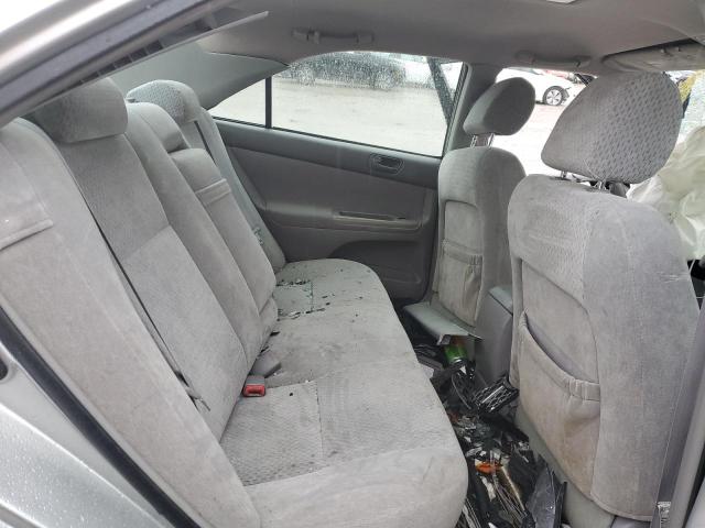 Photo 10 from auction – 2004 TOYOTA CAMRY LE with VIN 4T1BE32KX4U897221