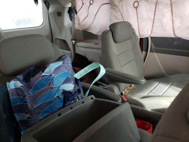 Photo 11 from auction – 2010 CHRYSLER TOWN & COU with VIN 2A4RR5D14AR427888