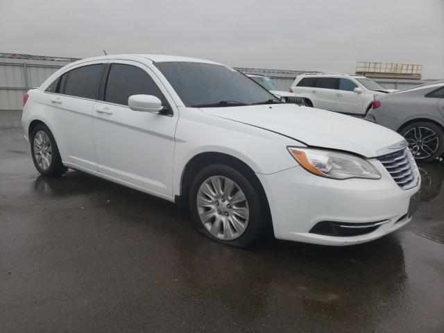 Photo 4 from auction – 2014 CHRYSLER 200 LX with VIN 1C3CCBAB0EN146316