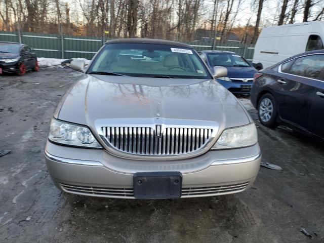 Photo 5 from auction – 2003 LINCOLN TOWN CAR E with VIN 1LNHM81W83Y647935