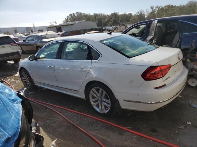 Photo 2 from auction – 2016 VOLKSWAGEN PASSAT SEL with VIN 1VWCT7A30GC012984