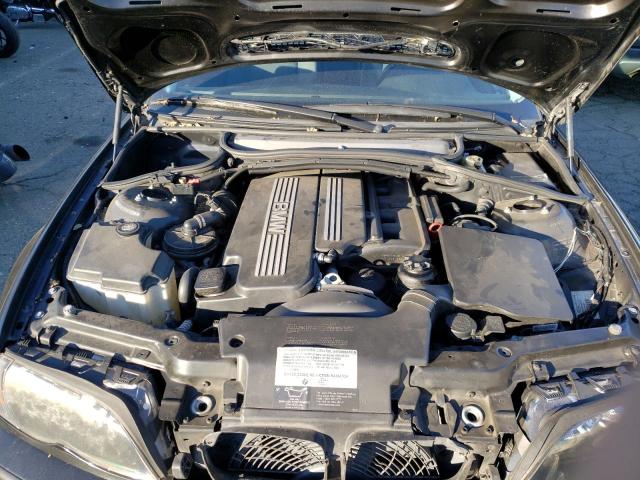 Photo 11 from auction – 2005 BMW 325 IS SUL with VIN WBAAZ33475KW76366