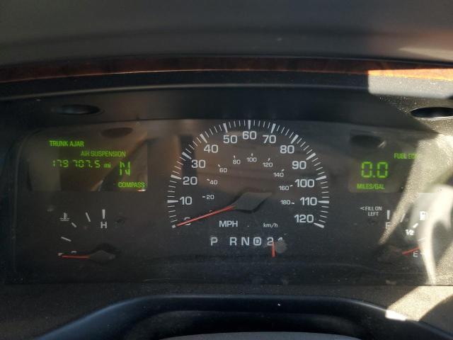 Photo 9 from auction – 2000 LINCOLN TOWN CAR C with VIN 1LNHM83W9YY906310