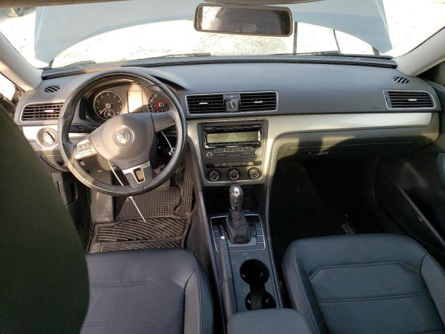 Photo 8 from auction – 2014 VOLKSWAGEN PASSAT S with VIN 1VWAT7A34EC038542