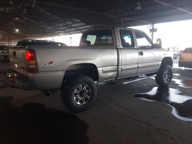Photo 3 from auction – 2002 CHEVROLET SILVERADO with VIN 1GCEK19T42E199725