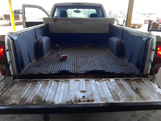 Photo 10 from auction – 2004 CHEVROLET SILVERADO with VIN 1GCEC14VX4Z344378