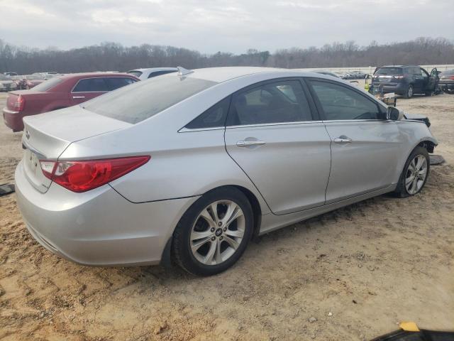 Photo 3 from auction – 2011 HYUNDAI SONATA SE with VIN 5NPEC4AC8BH180170
