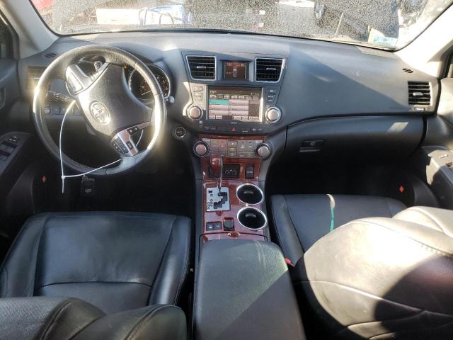 Photo 8 from auction – 2011 TOYOTA HIGHLANDER with VIN 5TDDK3EHXBS041134