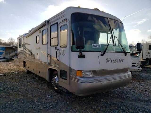 FREIGHTLINER CHASSIS X 2000 with VIN 4UZ6EFBC1YCH33978 - Photo from auction