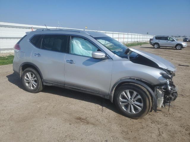 Photo 4 from auction – 2015 NISSAN ROGUE S with VIN KNMAT2MV2FP555402