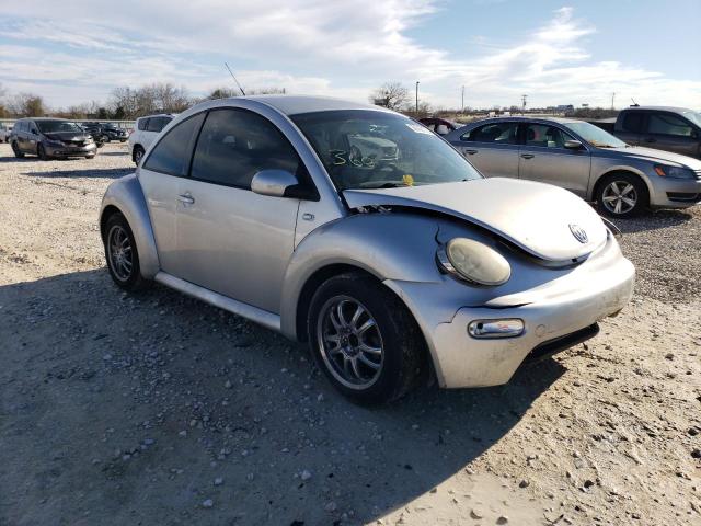 Photo 4 from auction – 2001 VOLKSWAGEN NEW BEETLE with VIN 3VWCB21C21M450501