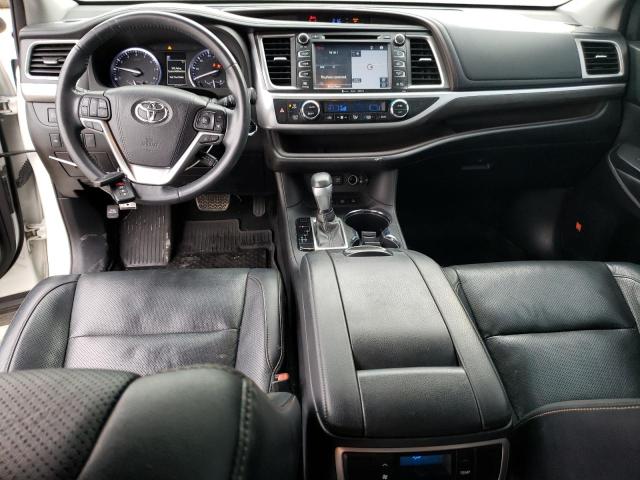 Photo 8 from auction – 2018 TOYOTA HIGHLANDER with VIN 5TDDZRFH9JS911919
