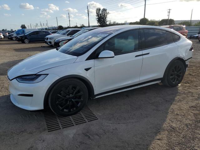 TESLA MODEL X 2022 with VIN 7SAXCAE57NF357719 - Photo from auction