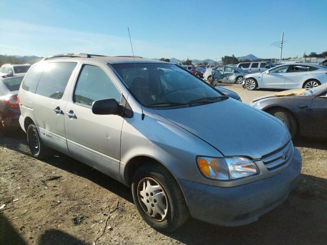 Photo 4 from auction – 2001 TOYOTA SIENNA LE with VIN 4T3ZF13C71U383935