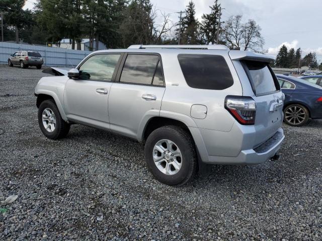 Photo 3 from auction – 2018 TOYOTA 4RUNNER SR with VIN JTEBU5JR1J5514611