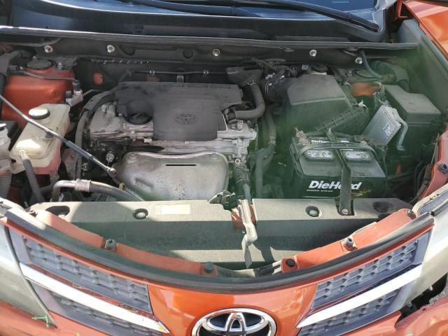 Photo 11 from auction – 2015 TOYOTA RAV4 LE with VIN 2T3ZFREV5FW145120