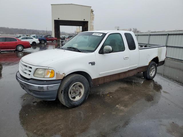 FORD F-150 2000 with VIN 1FTRX17LXYNB76822 - Photo from auction