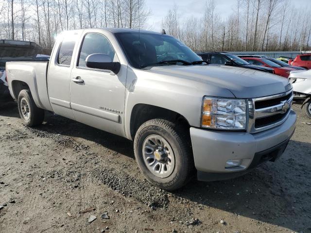 Photo 4 from auction – 2007 CHEVROLET SILVERADO with VIN 1GCEK19J27E502460