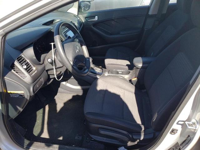 Photo 7 from auction – 2017 KIA FORTE LX with VIN 3KPFL4A79HE149837