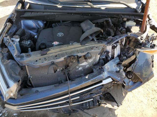 Photo 12 from auction – 2018 TOYOTA HIGHLANDER with VIN 5TDKZRFH5JS252812
