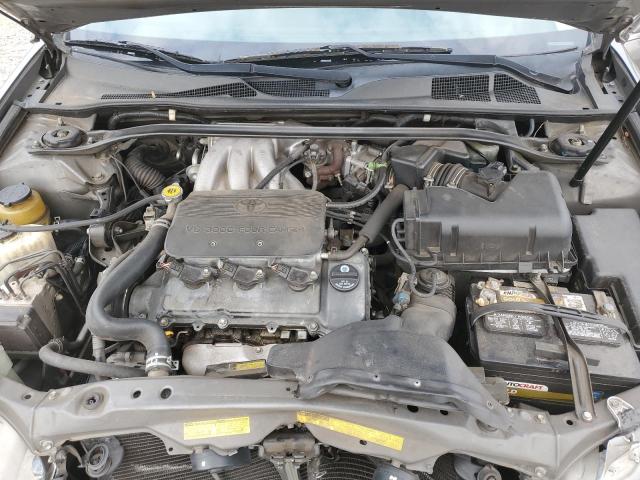 Photo 11 from auction – 2002 TOYOTA CAMRY LE with VIN 4T1BF30K52U515772