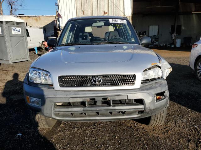 Photo 5 from auction – 1998 TOYOTA RAV4 with VIN JT3HP10V4W7104513