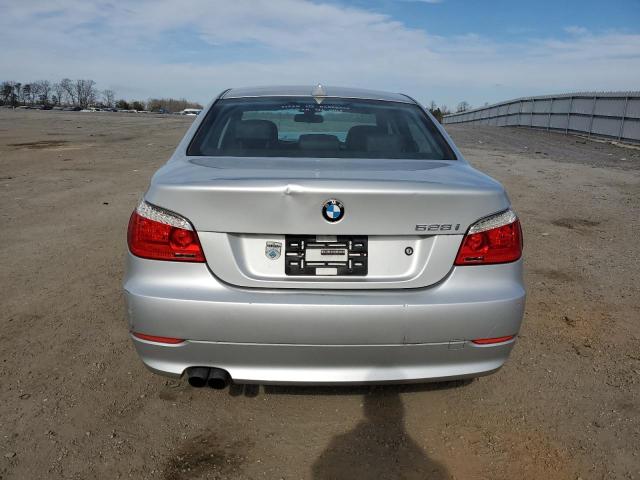 Photo 6 from auction – 2010 BMW 528 I with VIN WBANU5C52ABY65408