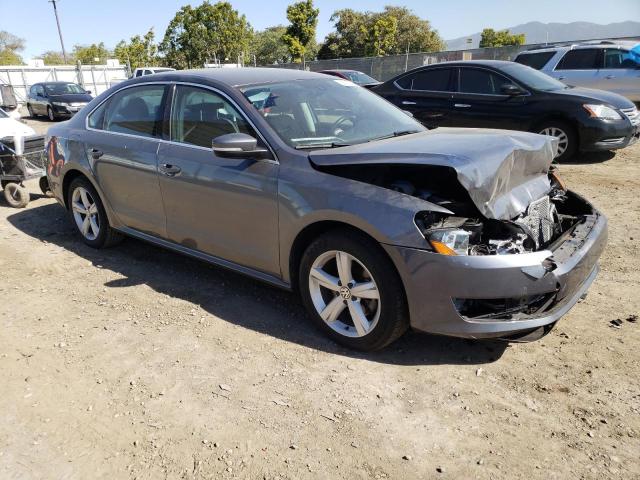 Photo 4 from auction – 2015 VOLKSWAGEN PASSAT S with VIN 1VWAT7A37FC088420