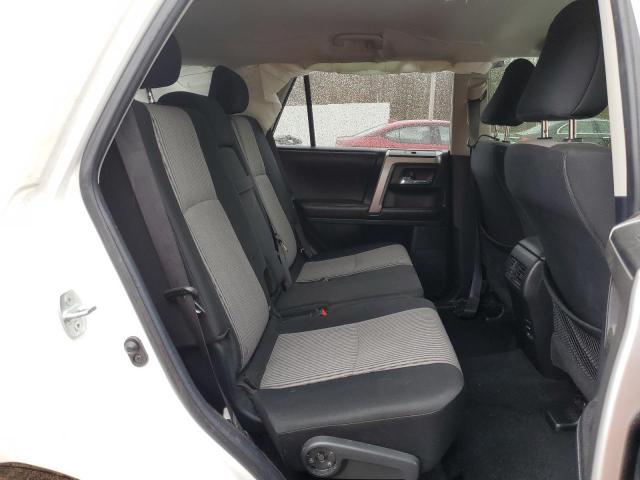 Photo 11 from auction – 2016 TOYOTA 4RUNNER SR with VIN JTEZU5JRXG5122475