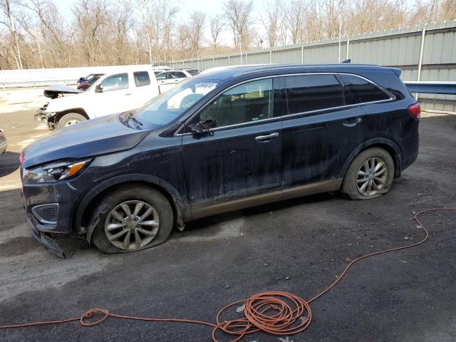 KIA SORENTO LX 2016 with VIN 5XYPGDA37GG096580 - Photo from auction