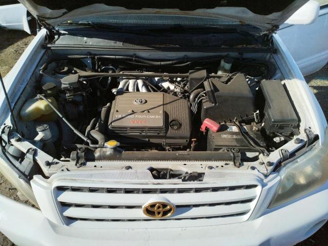 Photo 12 from auction – 2002 TOYOTA HIGHLANDER with VIN JTEGF21A320049935