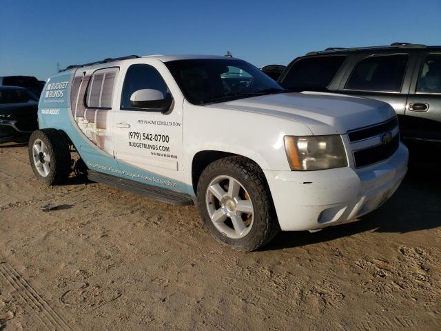 Photo 4 from auction – 2011 CHEVROLET SUBURBAN C with VIN 1GNSCJE01BR201751