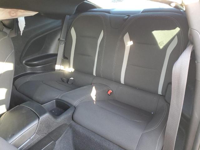 Photo 10 from auction – 2018 CHEVROLET CAMARO LT with VIN 1G1FB1RX2J0101268