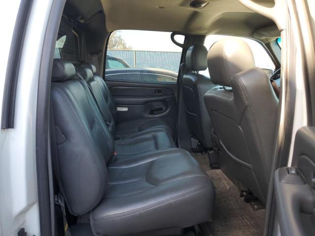 Photo 10 from auction – 2003 CHEVROLET AVALANCHE with VIN 3GNEC13TX3G219273