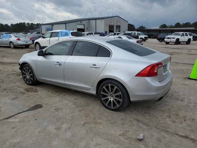 Photo 2 from auction – 2016 VOLVO S60 PREMIE with VIN LYV402FK3GB109443