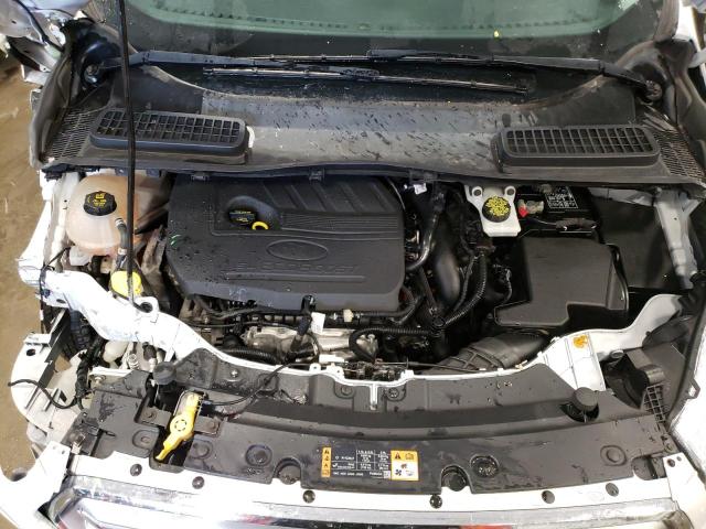 Photo 11 from auction – 2017 FORD ESCAPE SE with VIN 1FMCU9GD2HUC98498