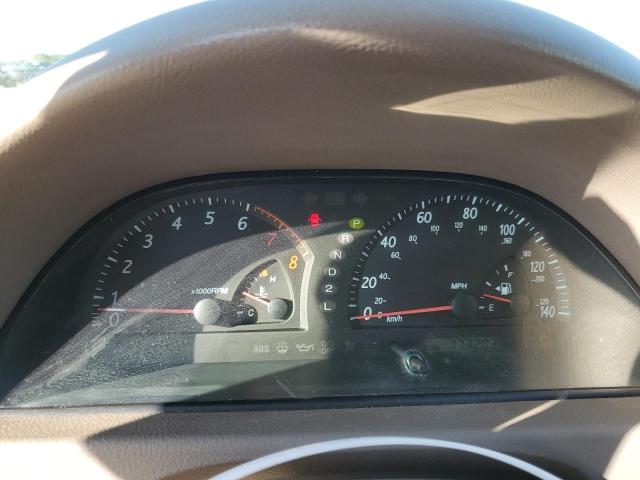 Photo 9 from auction – 2004 TOYOTA CAMRY LE with VIN 4T1BE30K24U925645