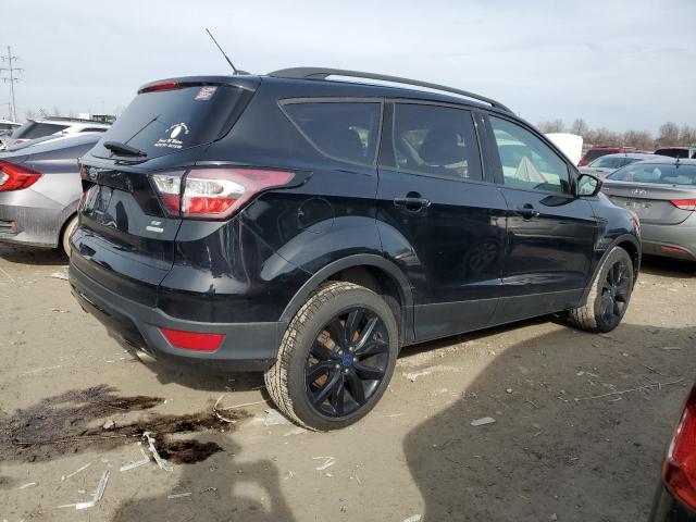 Photo 3 from auction – 2017 FORD ESCAPE SE with VIN 1FMCU0GD8HUD18992