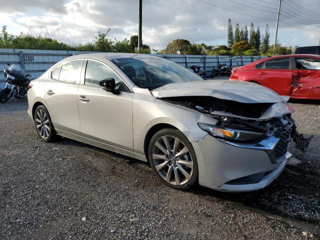 Photo 4 from auction – 2022 MAZDA 3 SELECT with VIN 3MZBPABL8NM302302